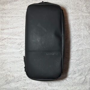 Nomatic Toiletry Bag 2.0